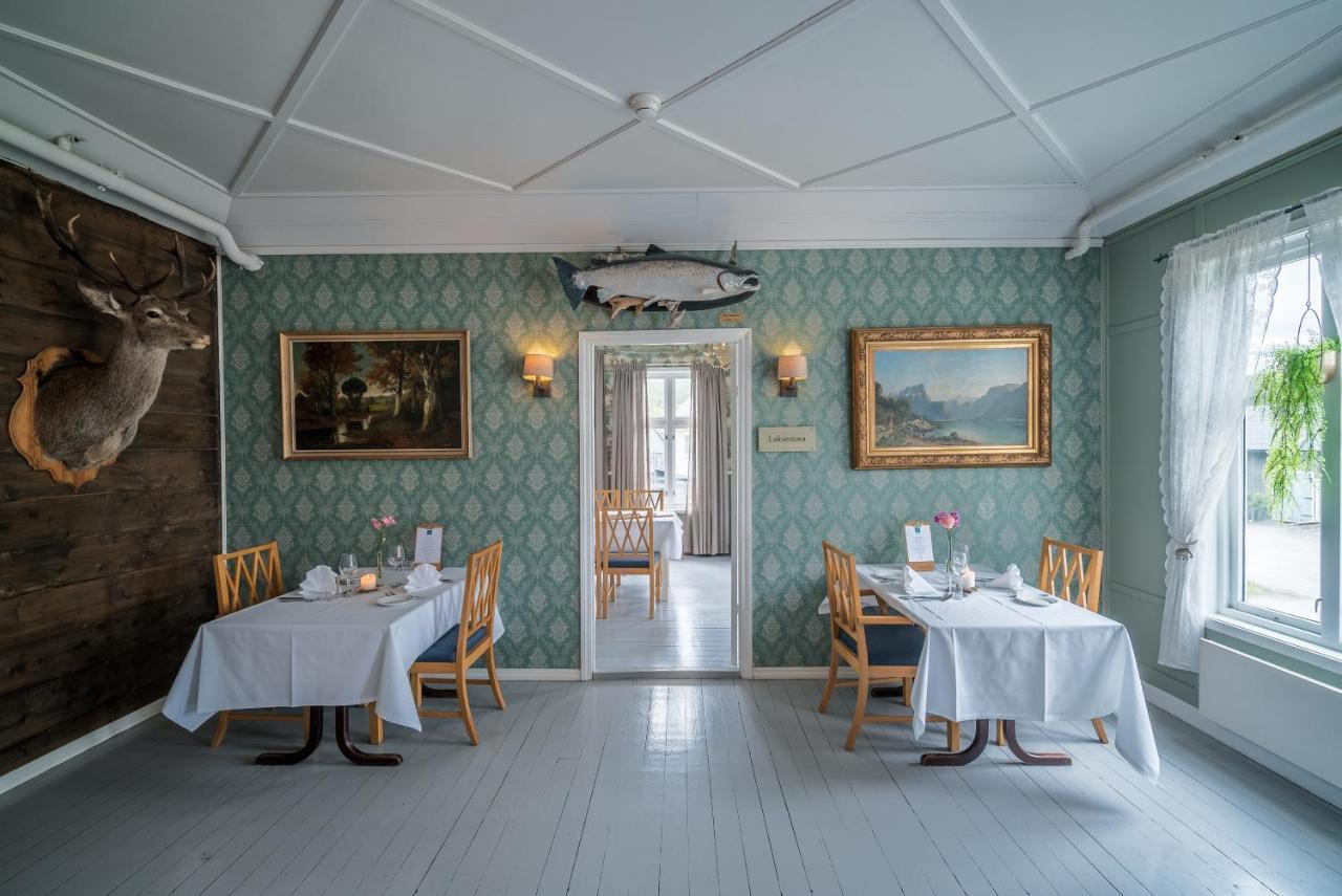 Gloppen Hotell - By Classic Norway Hotels 산다네 외부 사진