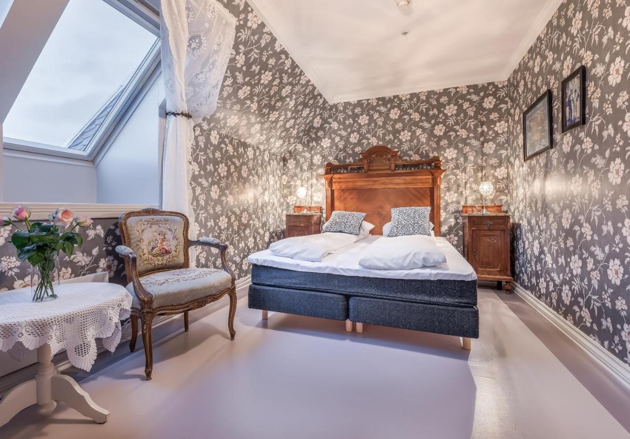 Gloppen Hotell - By Classic Norway Hotels 산다네 외부 사진