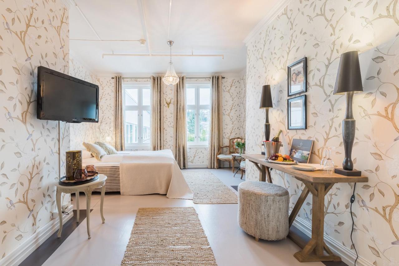 Gloppen Hotell - By Classic Norway Hotels 산다네 외부 사진