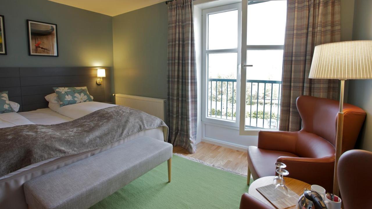 Gloppen Hotell - By Classic Norway Hotels 산다네 외부 사진